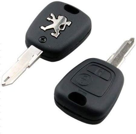 Voorbeeld foto van een peugeot sleutel, deze sleutel kun je ook laten bij maken bij directautosleutel of bij onze partner amtchiptuning.